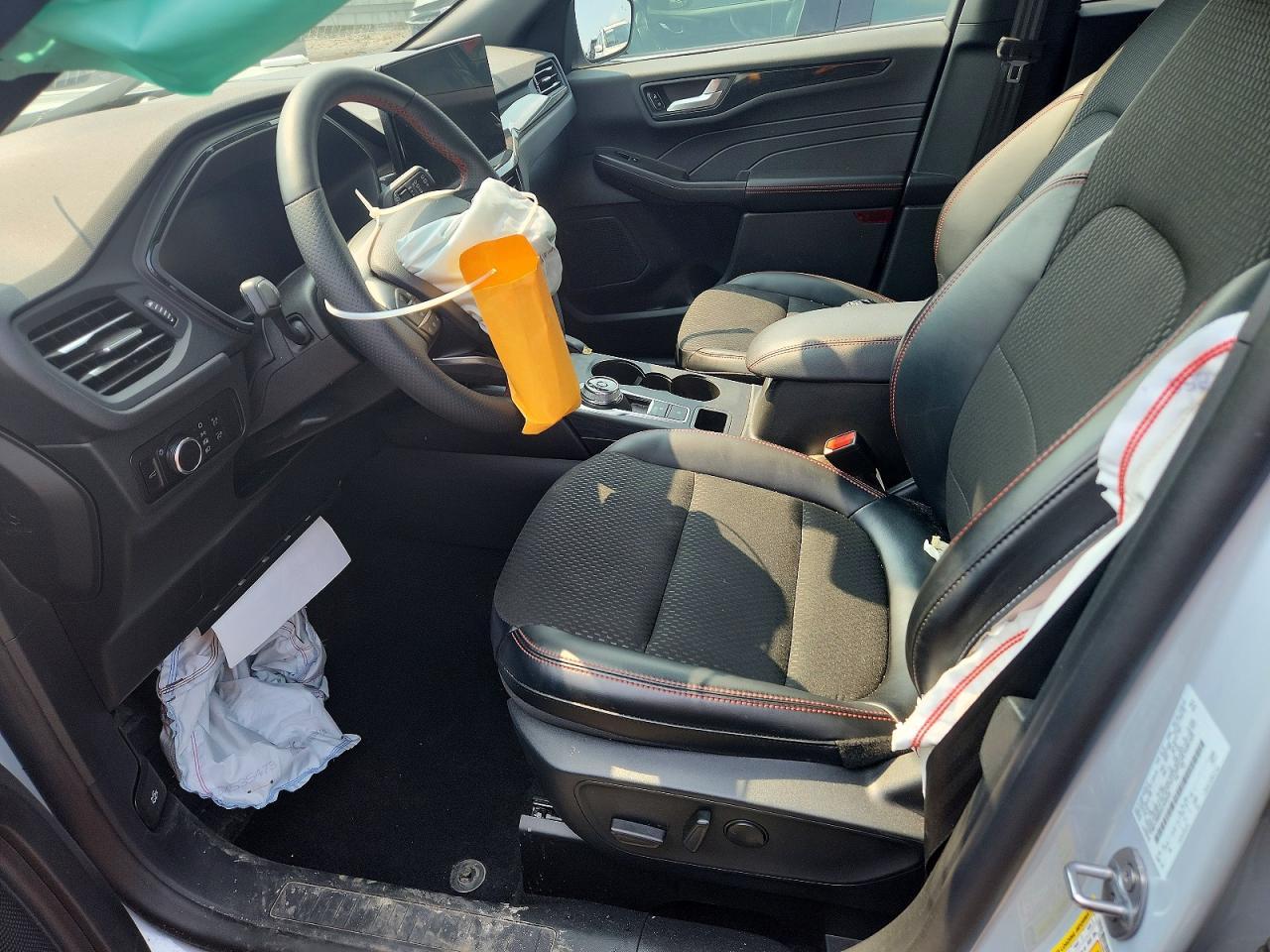 2025 Ford Escape St Line - Фото 7