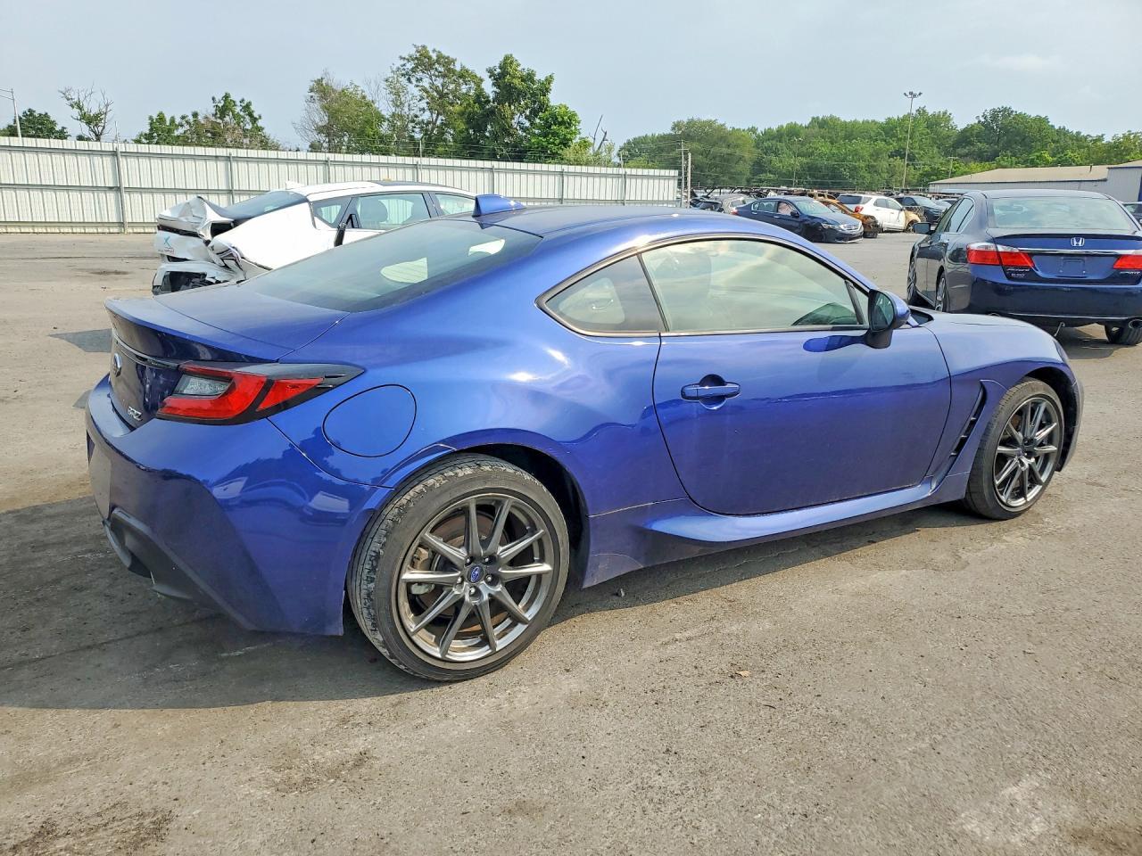 2022 Subaru Brz Premium - Фото 3