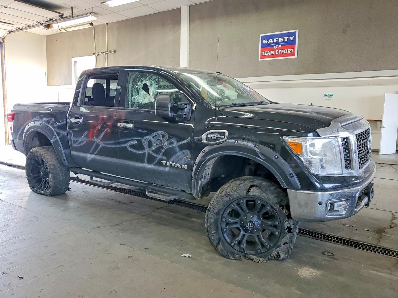 2017 Nissan Titan S - Image 4