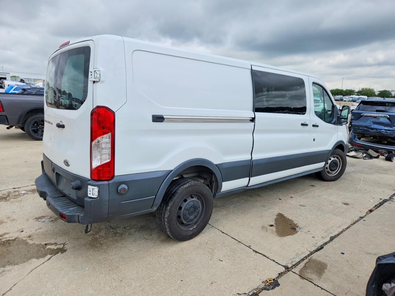 2018 Ford Transit T-350 - Image 3