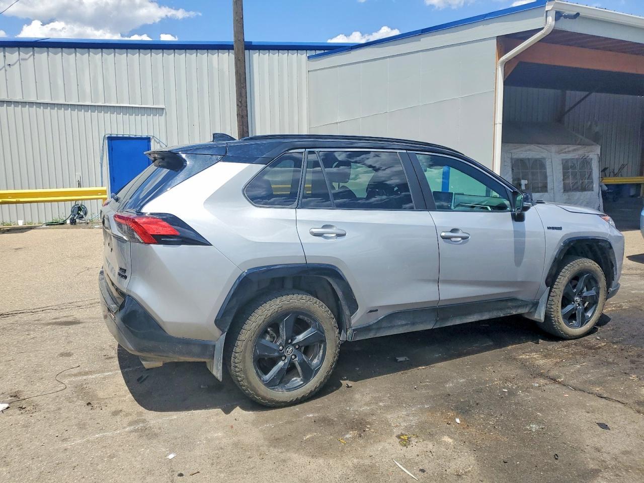 2020 Toyota Rav4 Xse - Image 3