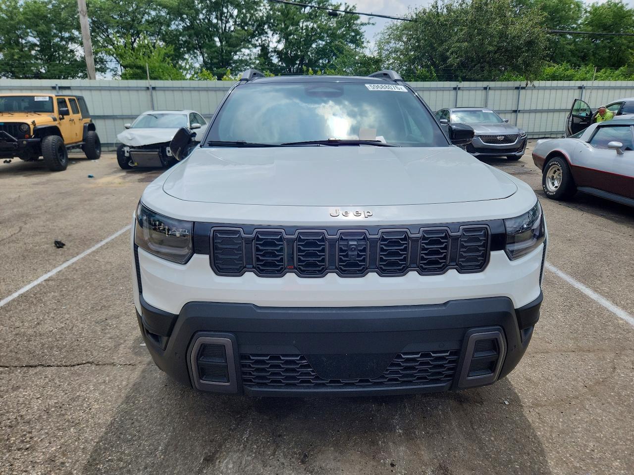 2026 Jeep Cherokee Overland - Image 5