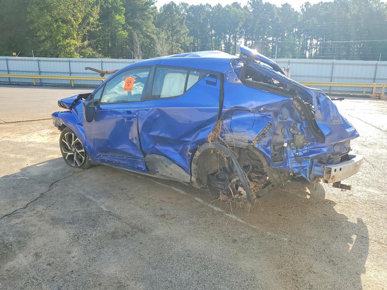 2018 Toyota C-Hr Xle Premium - Фото 2