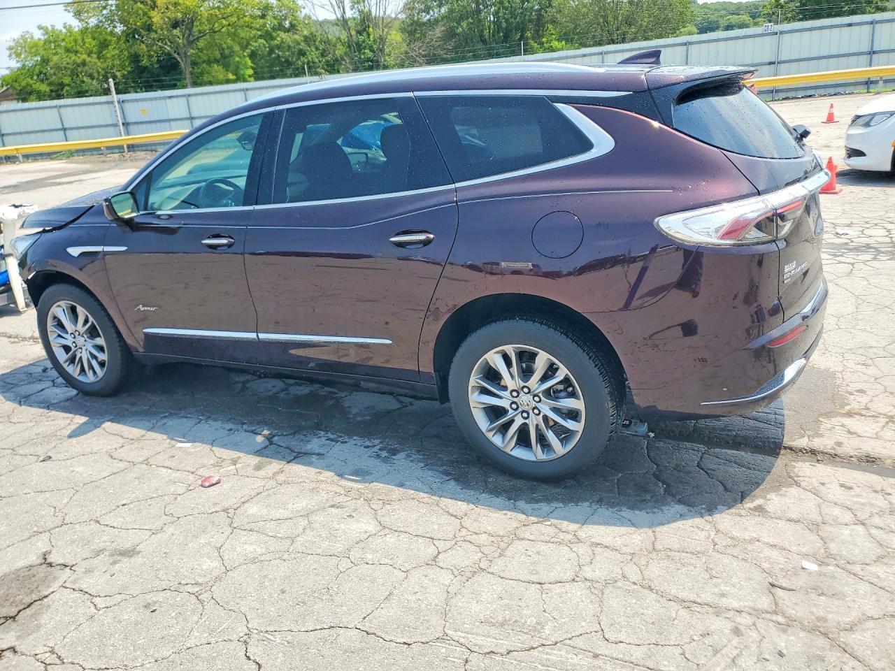 2023 Buick Enclave Avenir - Фото 2