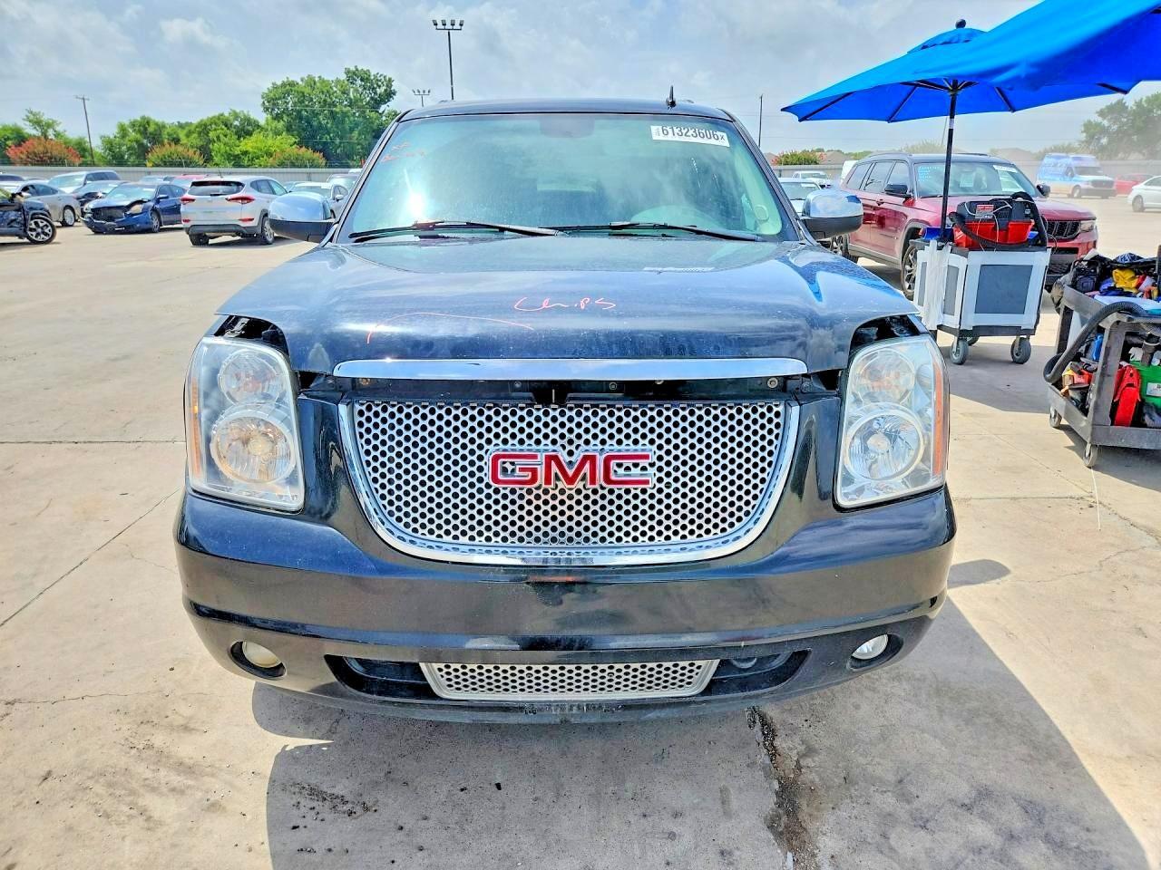 2007 GMC Yukon Xl C1500 - Фото 5