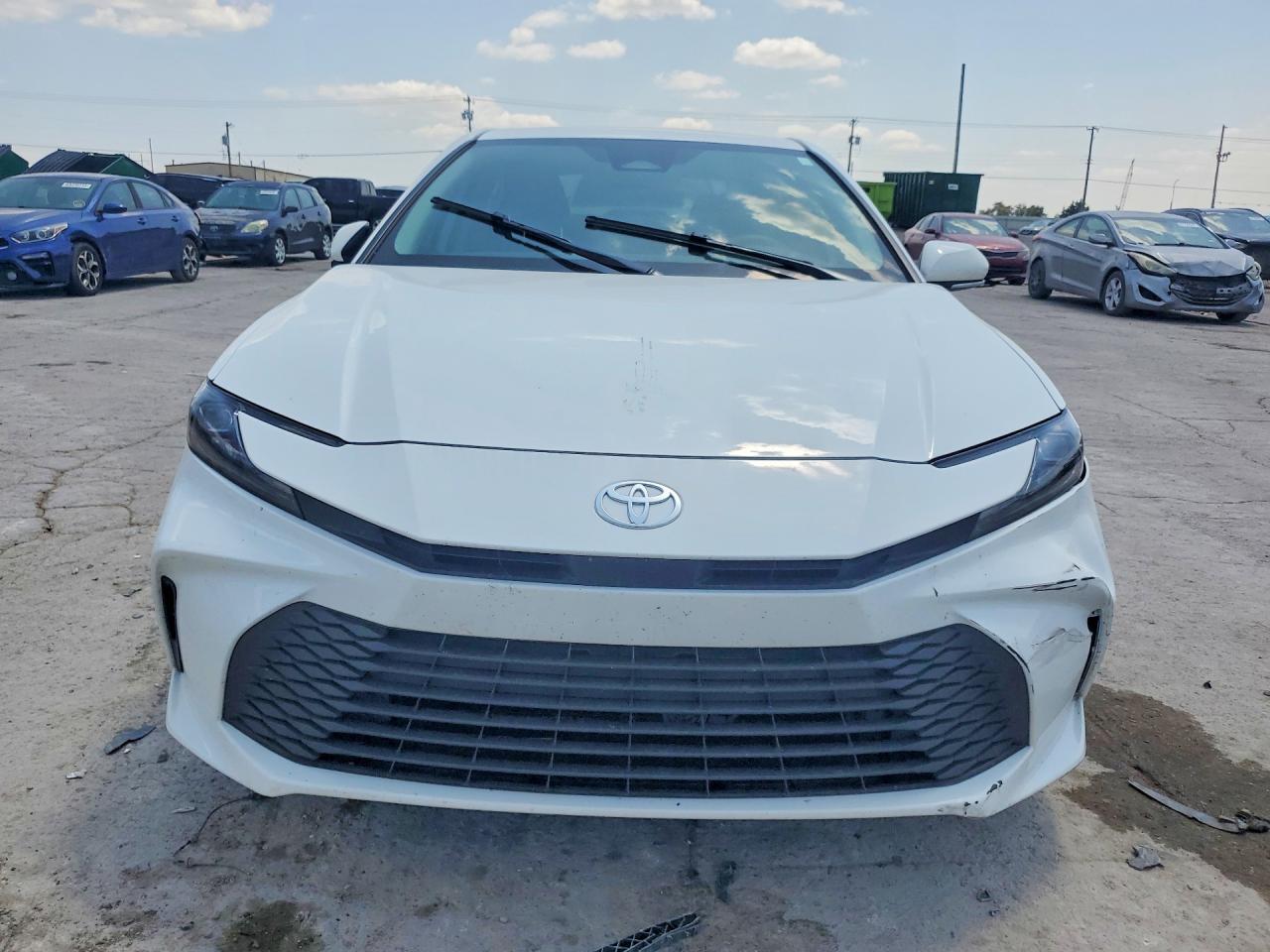2026 Toyota Camry Le - Фото 5