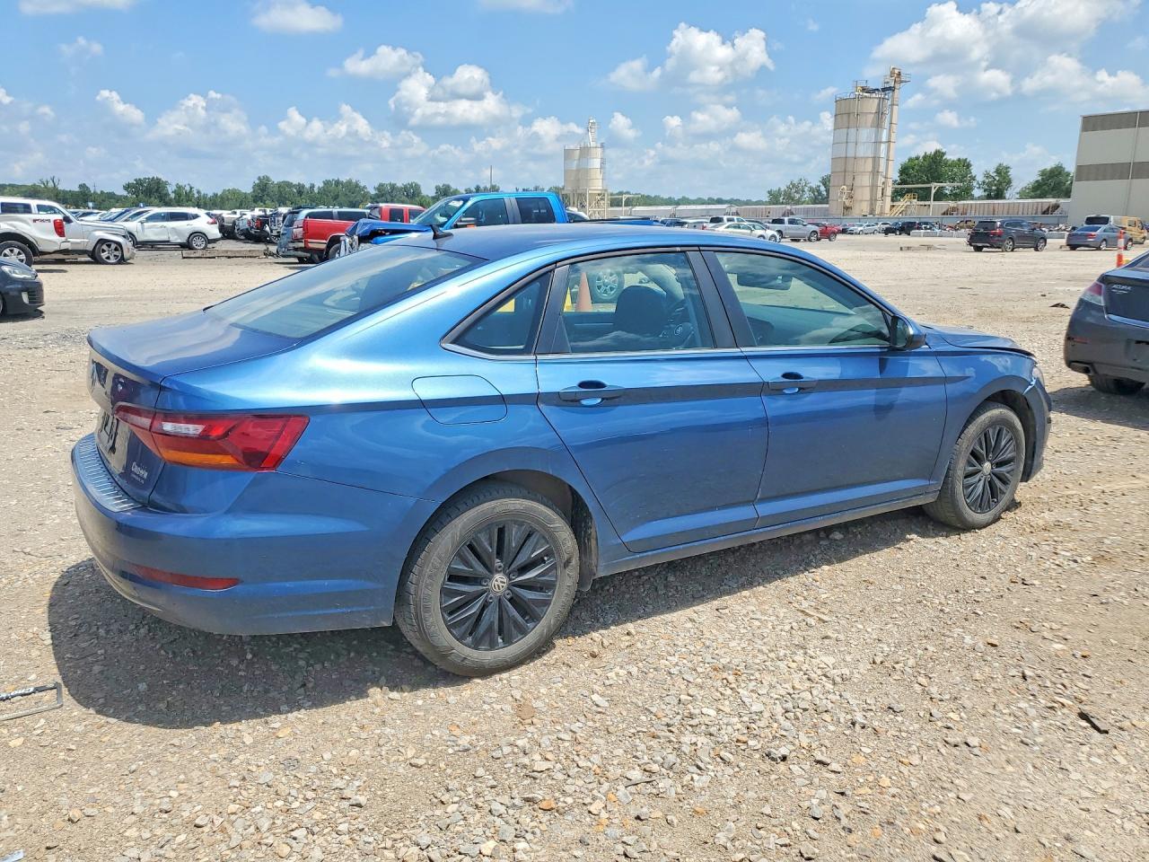 2019 Volkswagen Jetta S - Фото 3