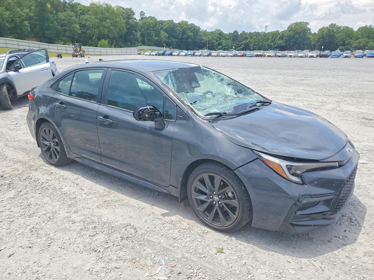 2025 Toyota Corolla Se - Image 4