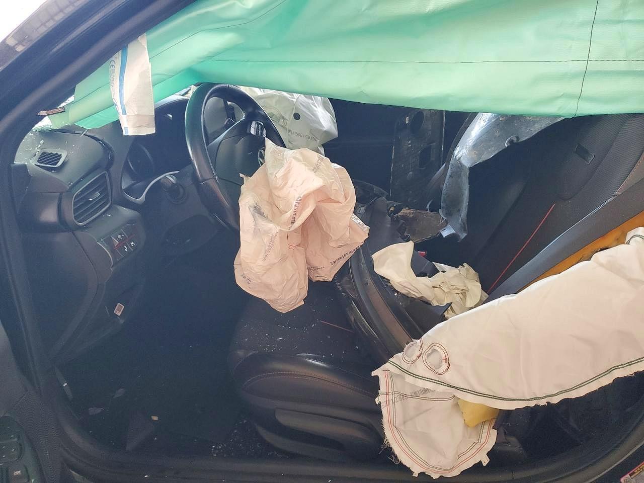 2020 Hyundai Veloster 2.0L Premium - Фото 7