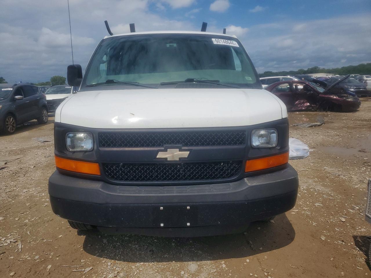 2013 Chevrolet Express 2500 Cargo Delivery Van - Фото 5