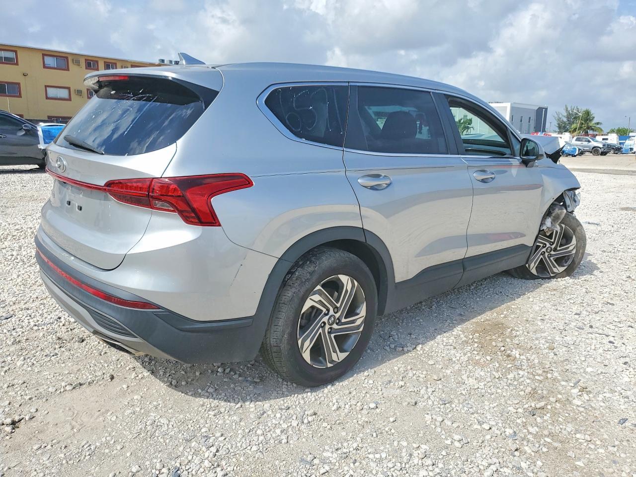 2021 Hyundai Santa Fe Se - Image 3