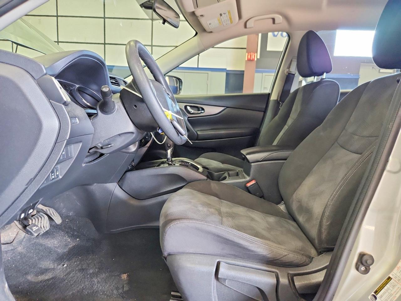 2016 Nissan Rogue S - Фото 7