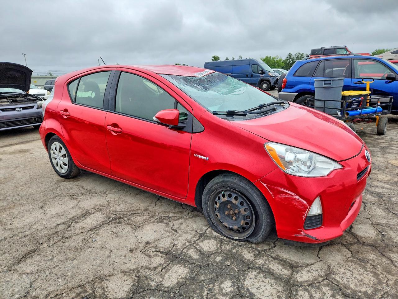2012 Toyota Prius C Three - Фото 4