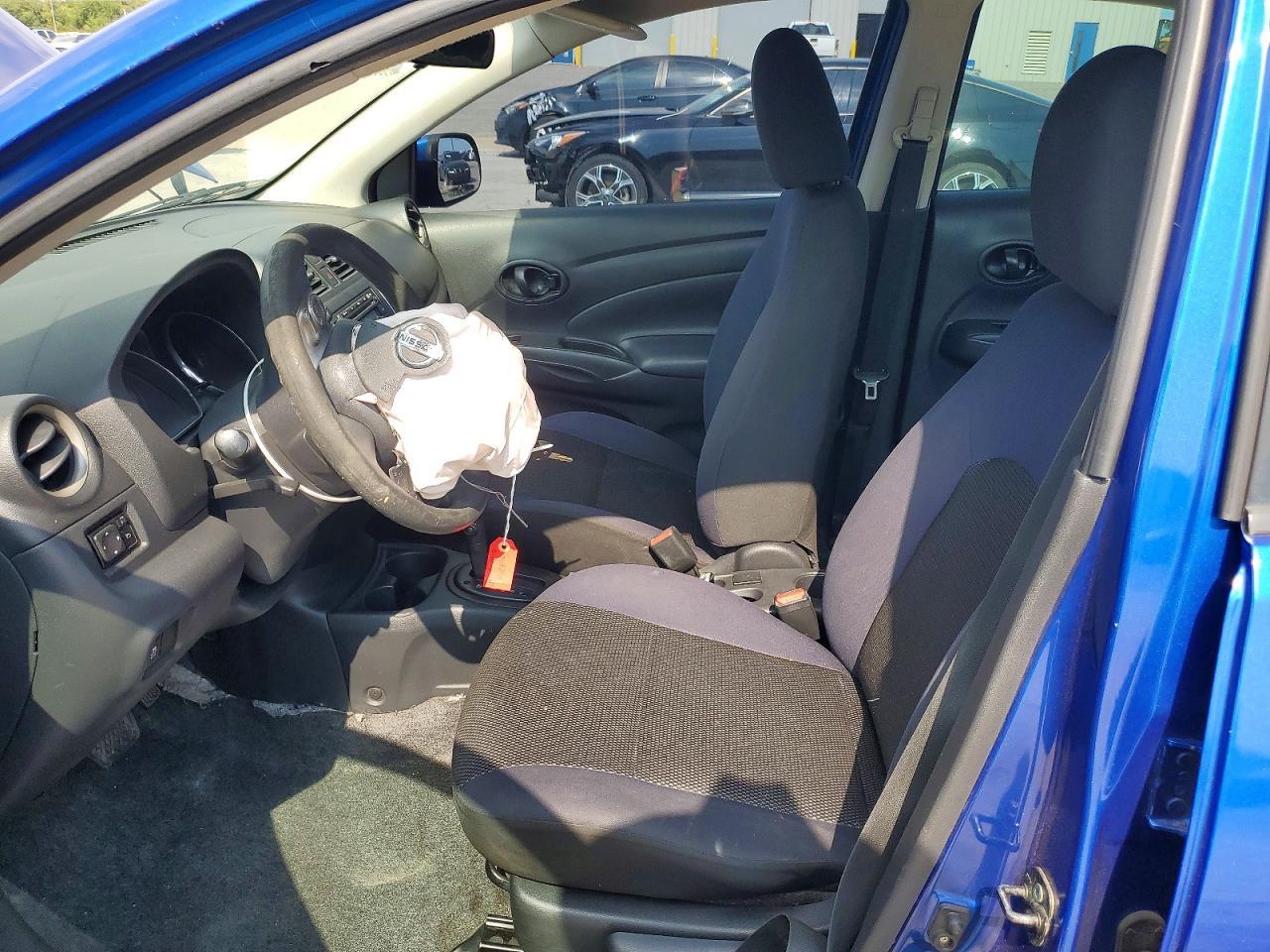2012 Nissan Versa 1.6 S - Image 7