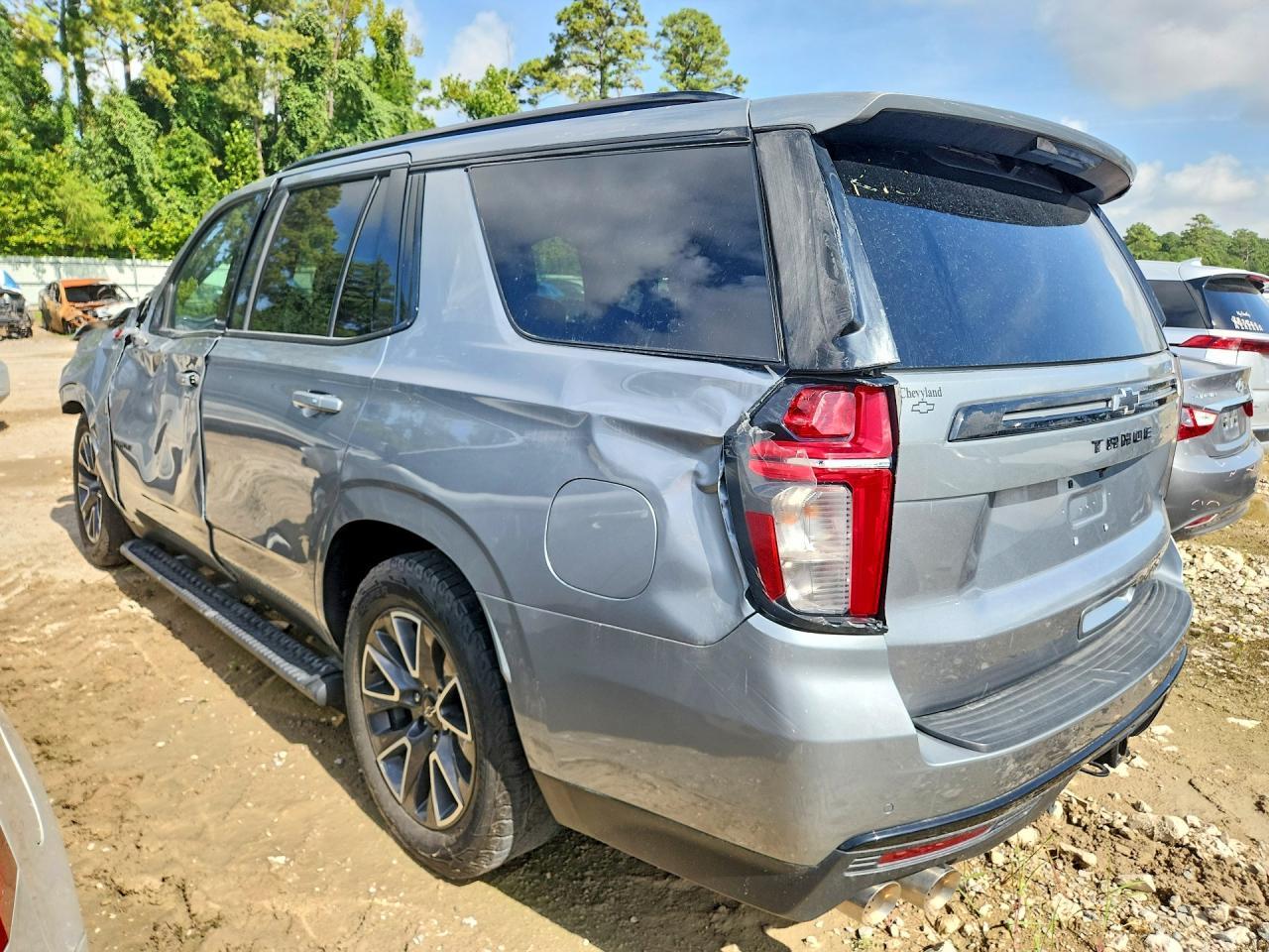 2024 Chevrolet Tahoe K1500 Z71 - Фото 2