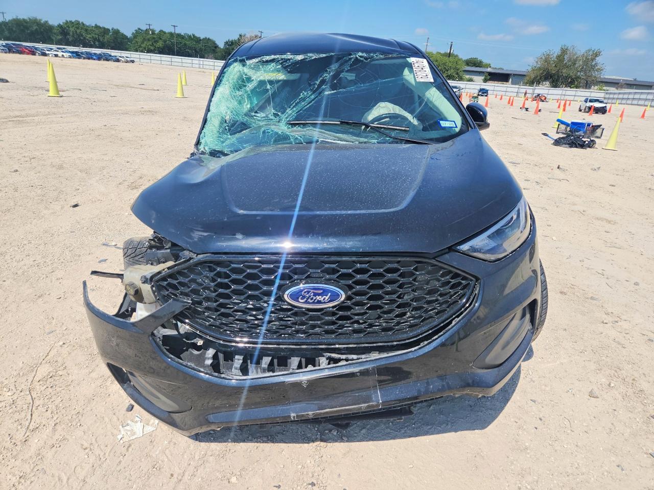 2023 Ford Edge Sel - Image 5