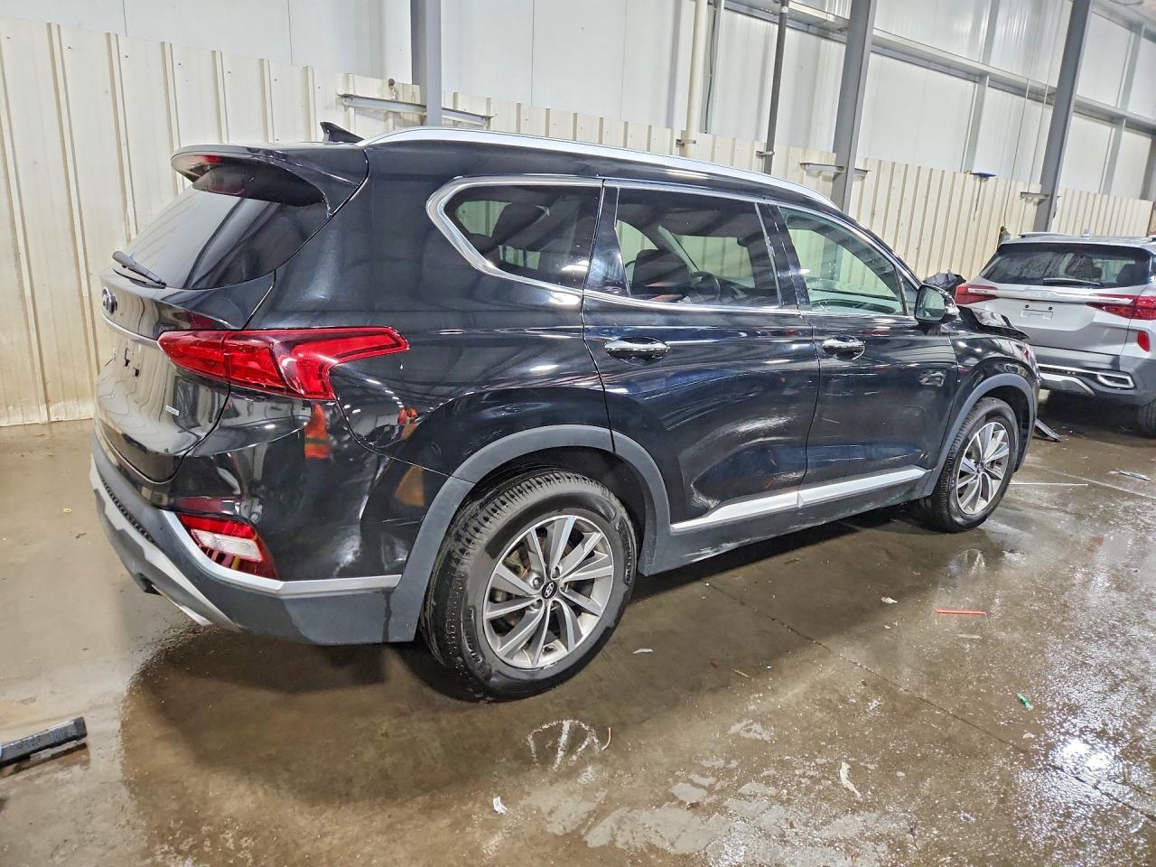 2020 Hyundai Santa Fe Sel - Image 3