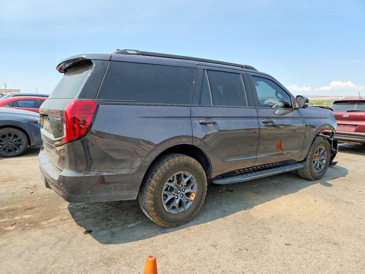 2025 Ford Expedition Tremor - Фото 3