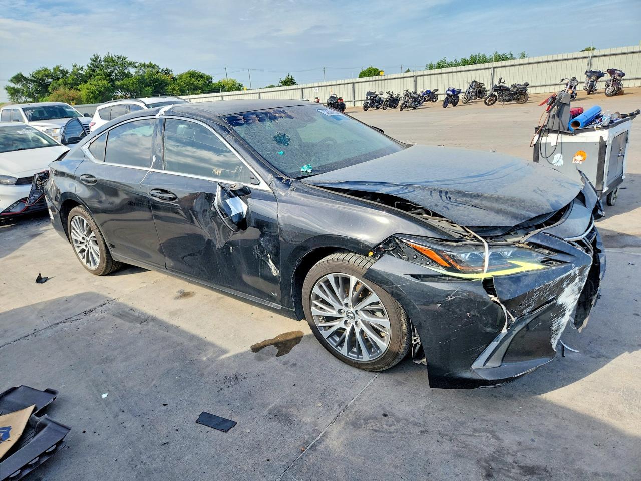 2019 Lexus Es 350 - Image 4