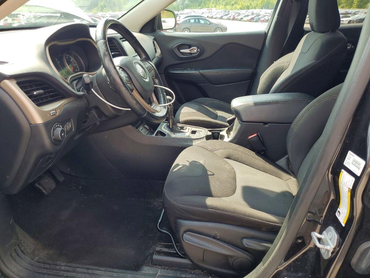 2015 Jeep Cherokee Latitude - Фото 7