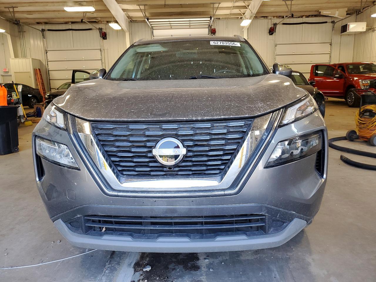 2023 Nissan Rogue Sv - Image 5