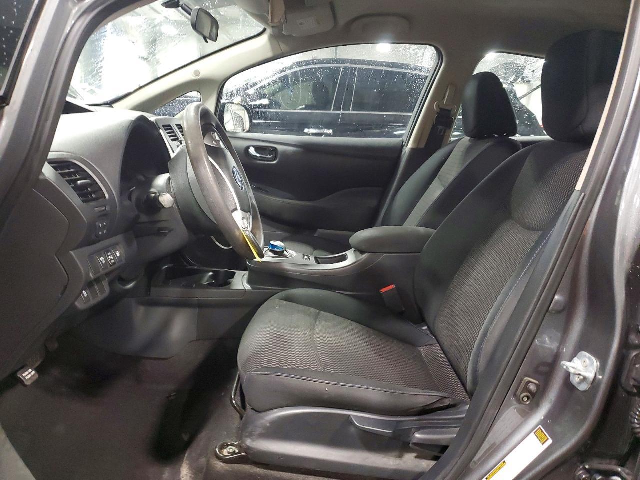2017 Nissan Leaf S - Фото 7