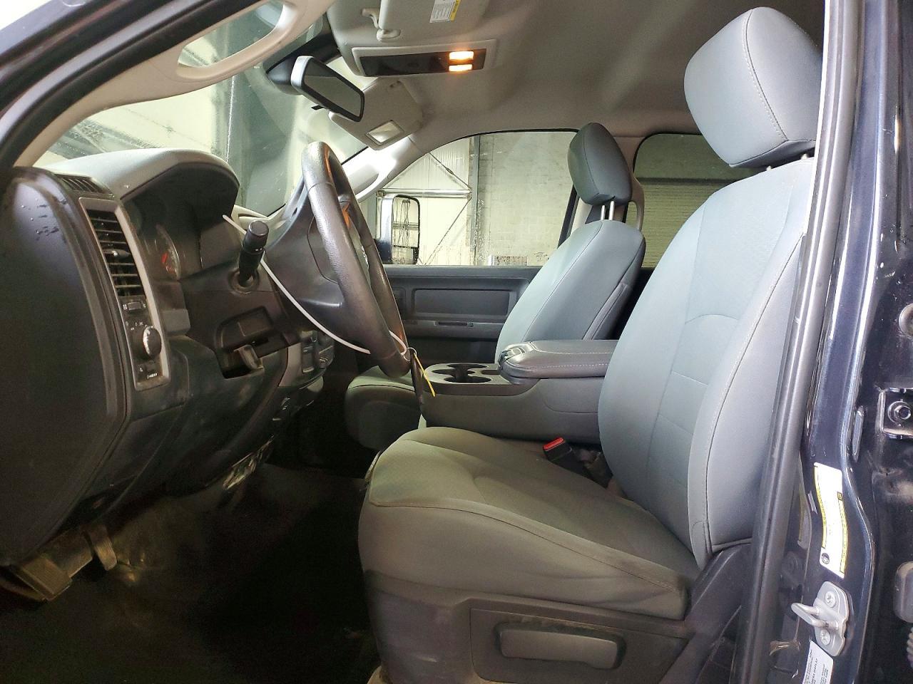2016 Ram 2500 St - Image 7