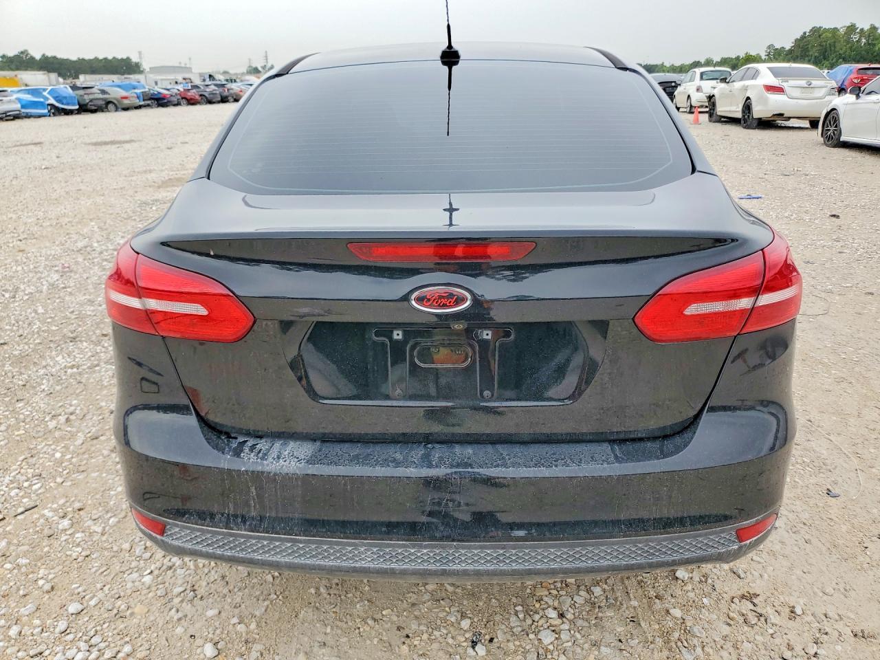 2018 Ford Focus Se - Image 6