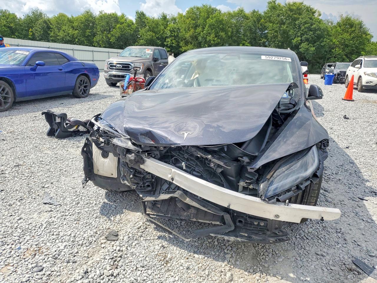 2024 Tesla Model 3 - Фото 5