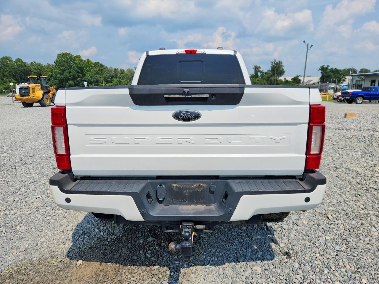2022 Ford F250 Super Duty - Фото 6