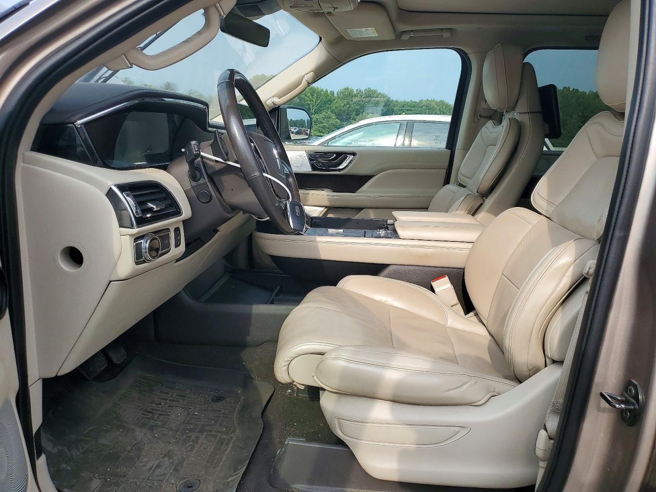 2019 Lincoln Navigator Reserve - Фото 7