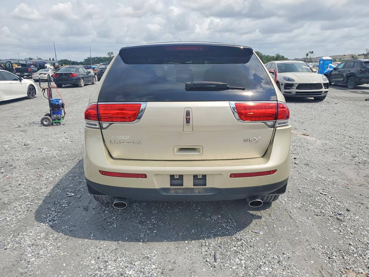 2011 Lincoln Mkx - Image 6