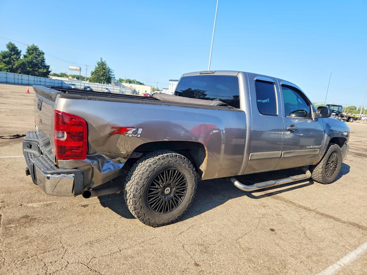 2008 Chevrolet Silverado K1500 - Image 3