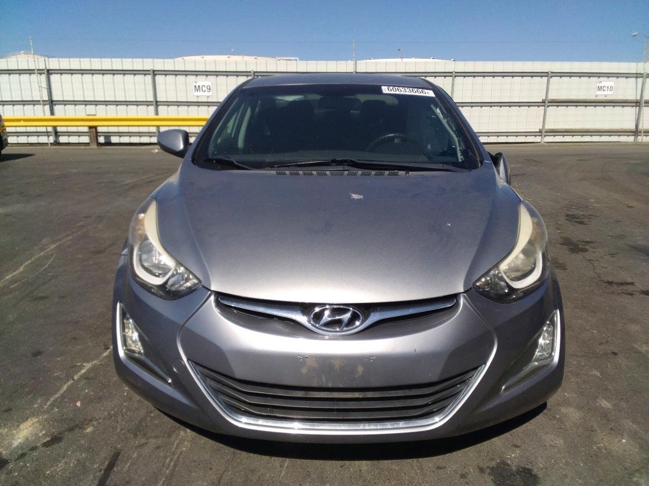2015 Hyundai Elantra - Фото 5