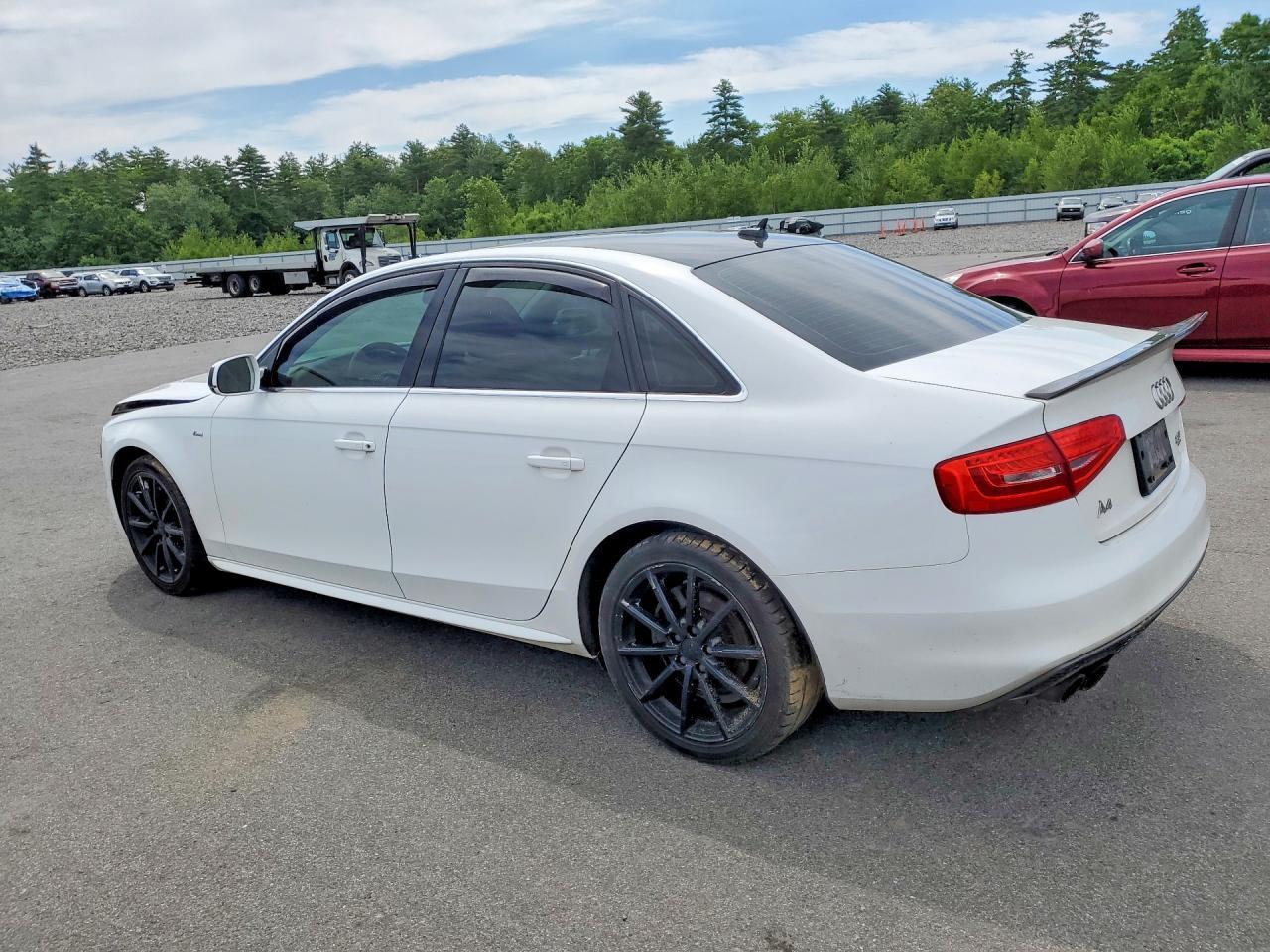 2014 Audi A4 Premium Plus - Image 2