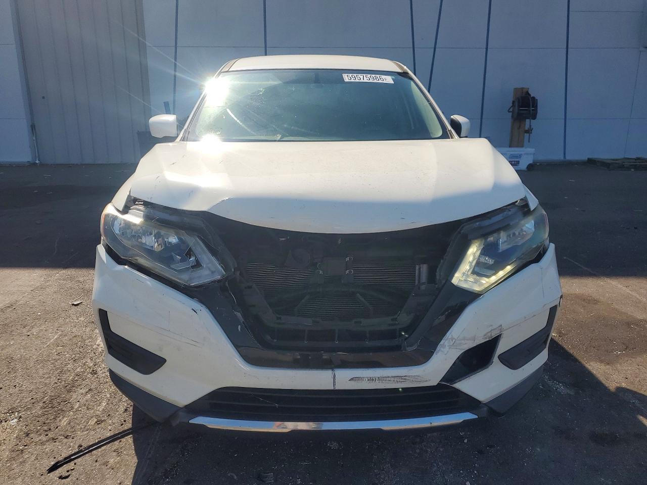 2018 Nissan Rogue S - Image 5