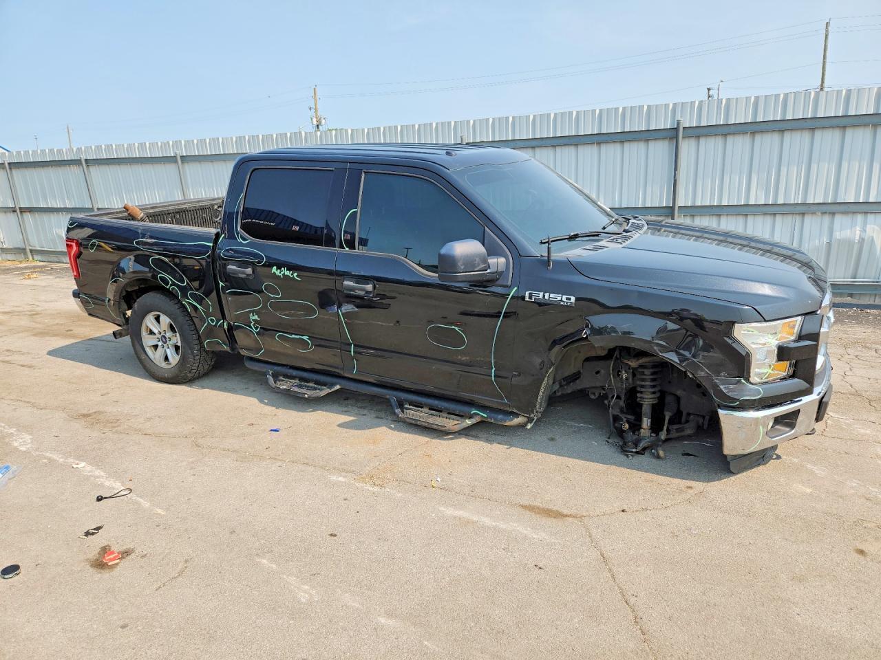 2015 Ford F150 Supercrew - Фото 4