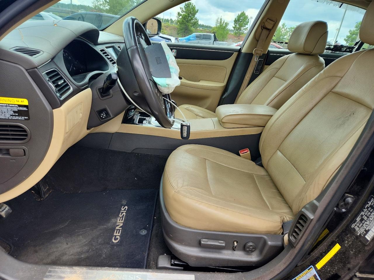 2012 Hyundai Genesis 3.8L - Фото 7