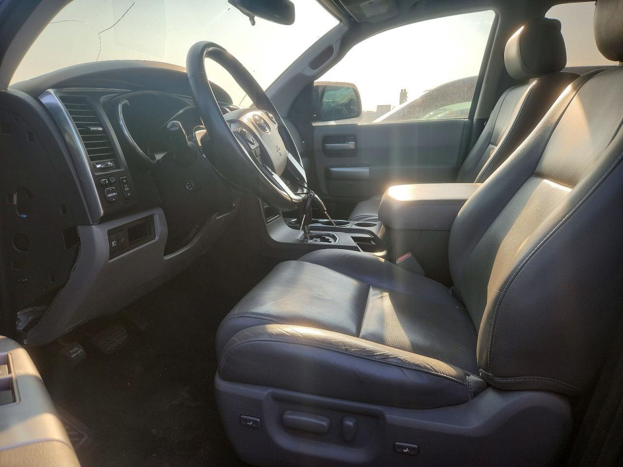 2018 Toyota Sequoia Limited - Image 7