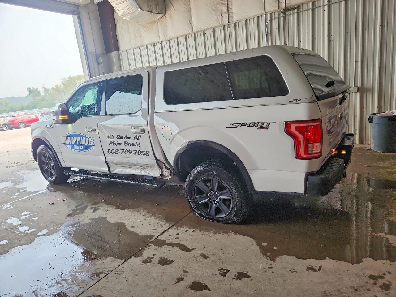 2015 Ford F150 Supercrew - Фото 2
