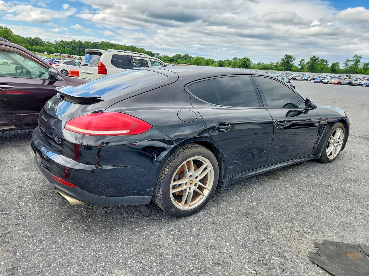 2015 Porsche Panamera 2 - Фото 3