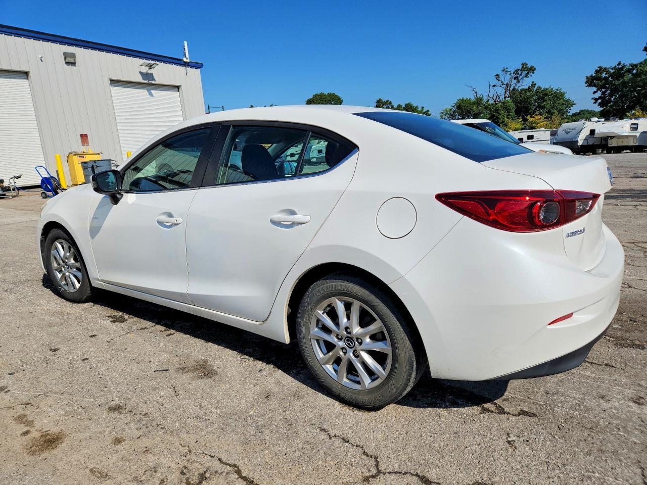 2016 Mazda 3 Sport - Фото 2