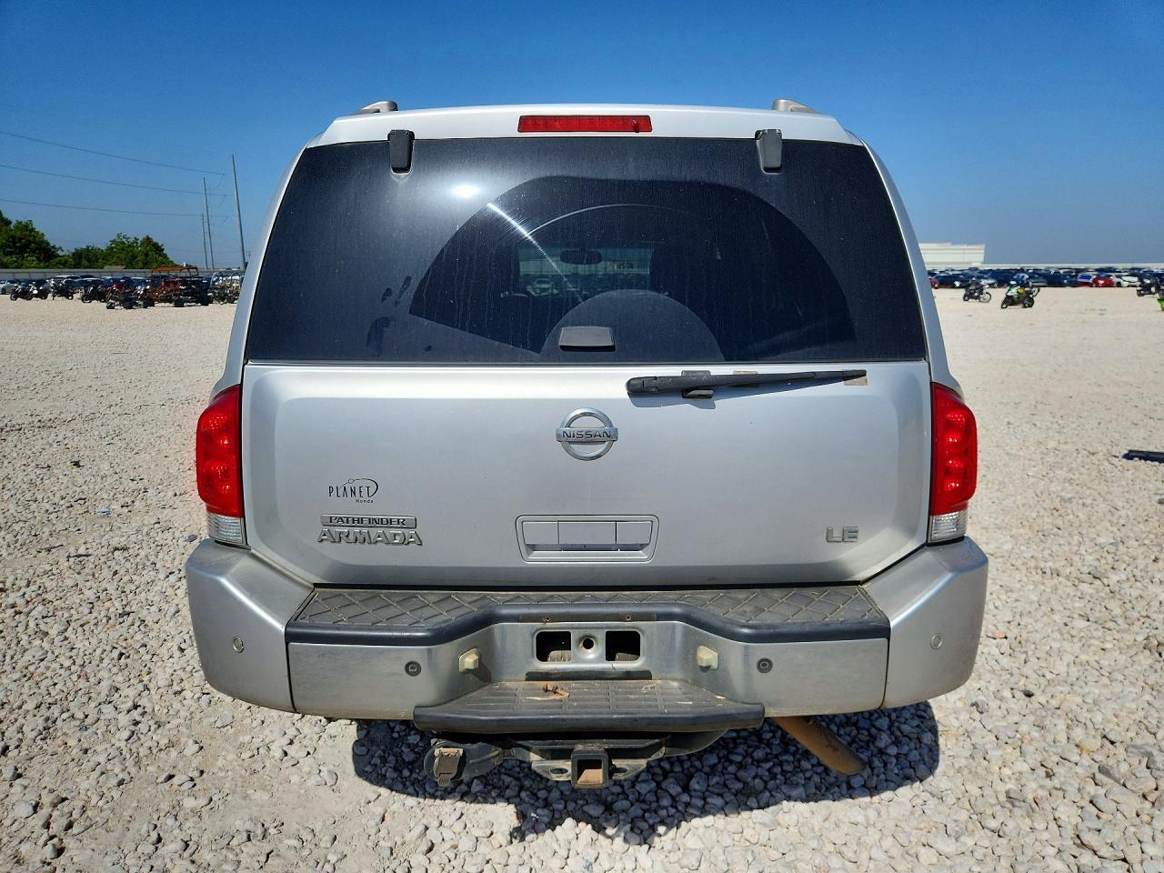 2004 Nissan Armada Se - Image 6