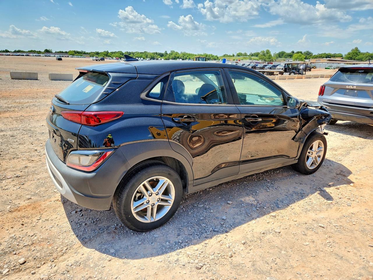 2023 Hyundai Kona Se - Фото 3