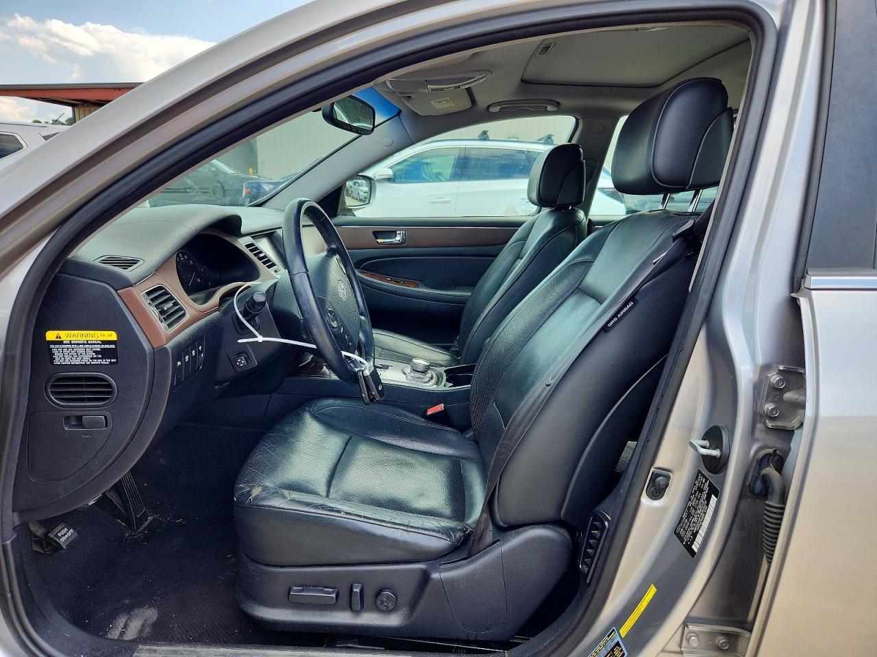 2009 Hyundai Genesis 3.8L - Image 7