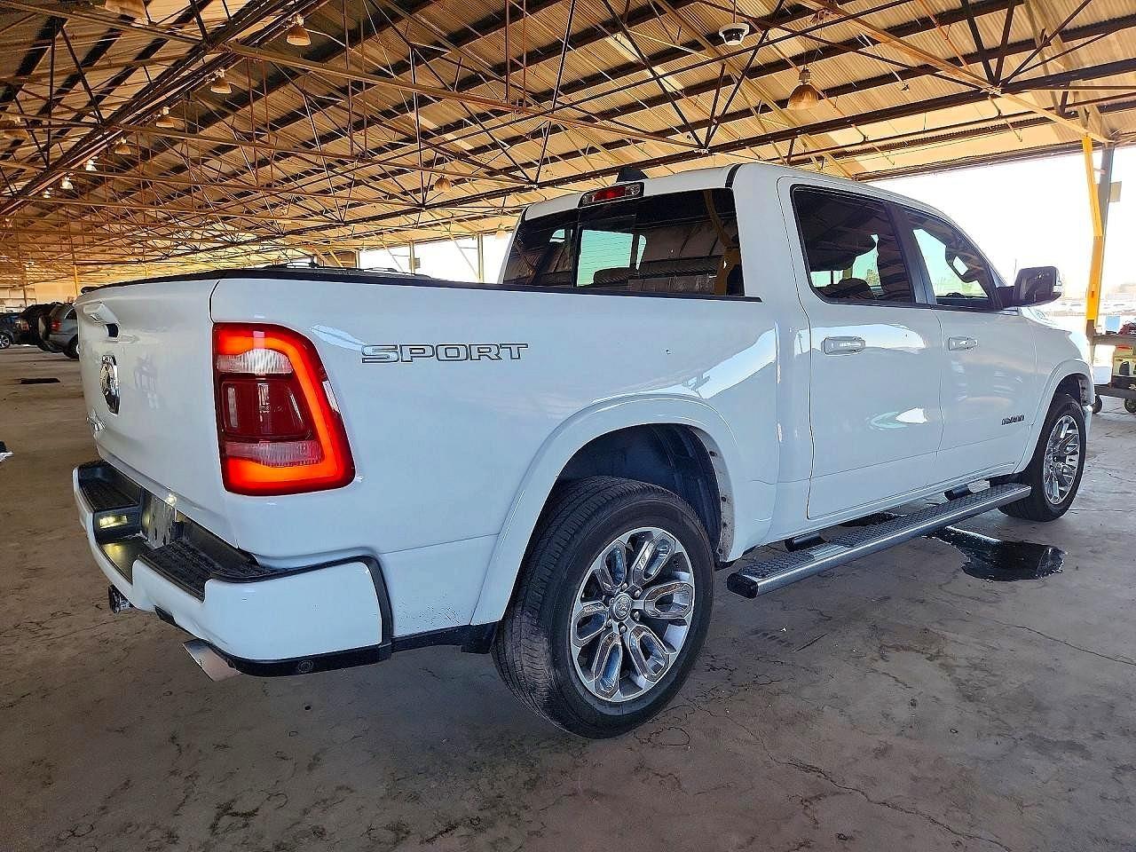 2020 Ram 1500 Laramie - Image 3