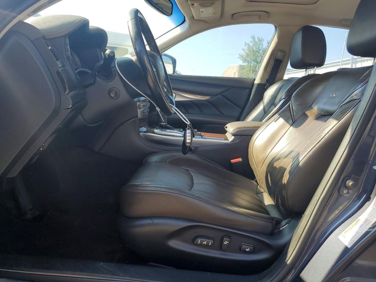 2011 Infiniti M37 X - Фото 7