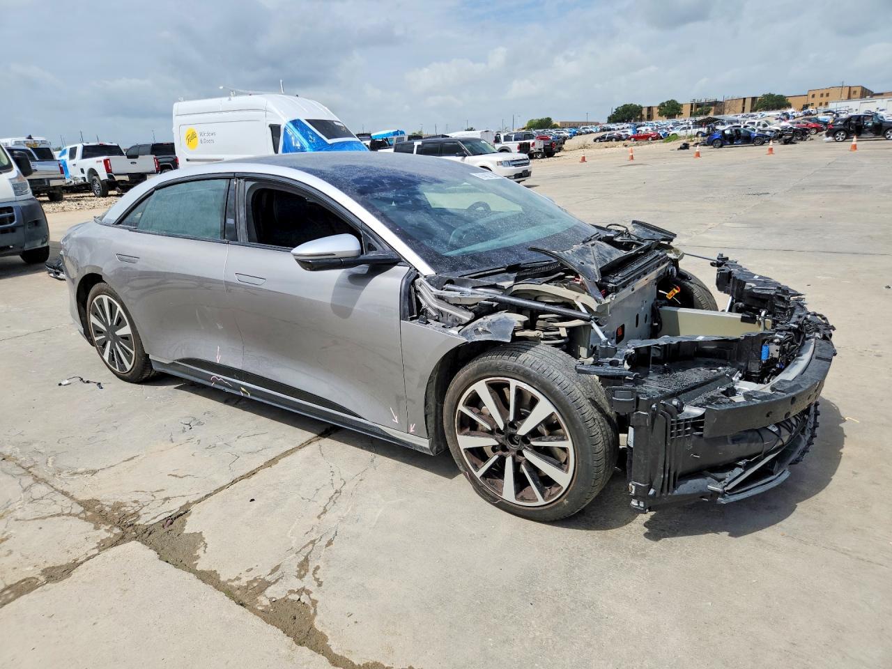 2023 Lucid Motors Air Grand Touring - Image 4