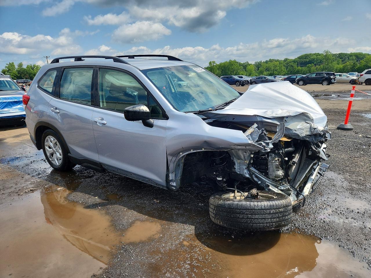 2021 Subaru Forester - Фото 4