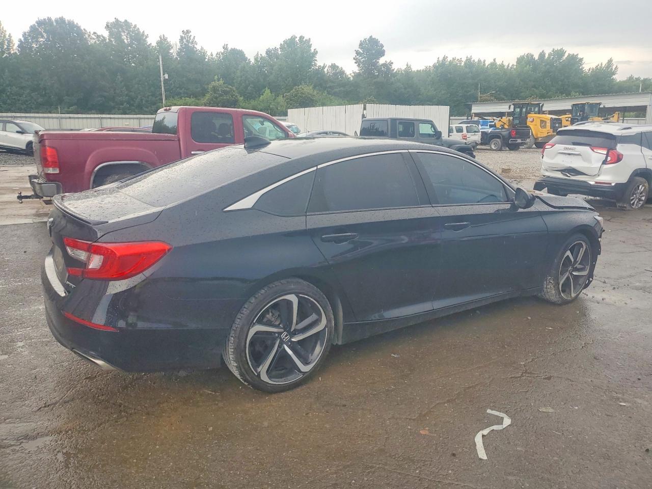 2020 Honda Accord Sport - Фото 3